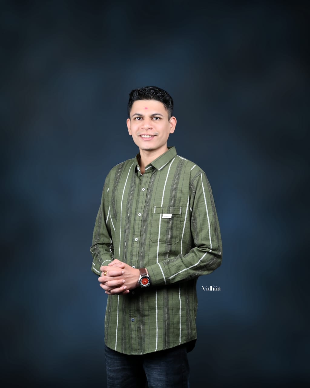 Grooms profile